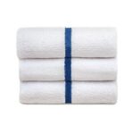 center_stripe_pool_towel_1